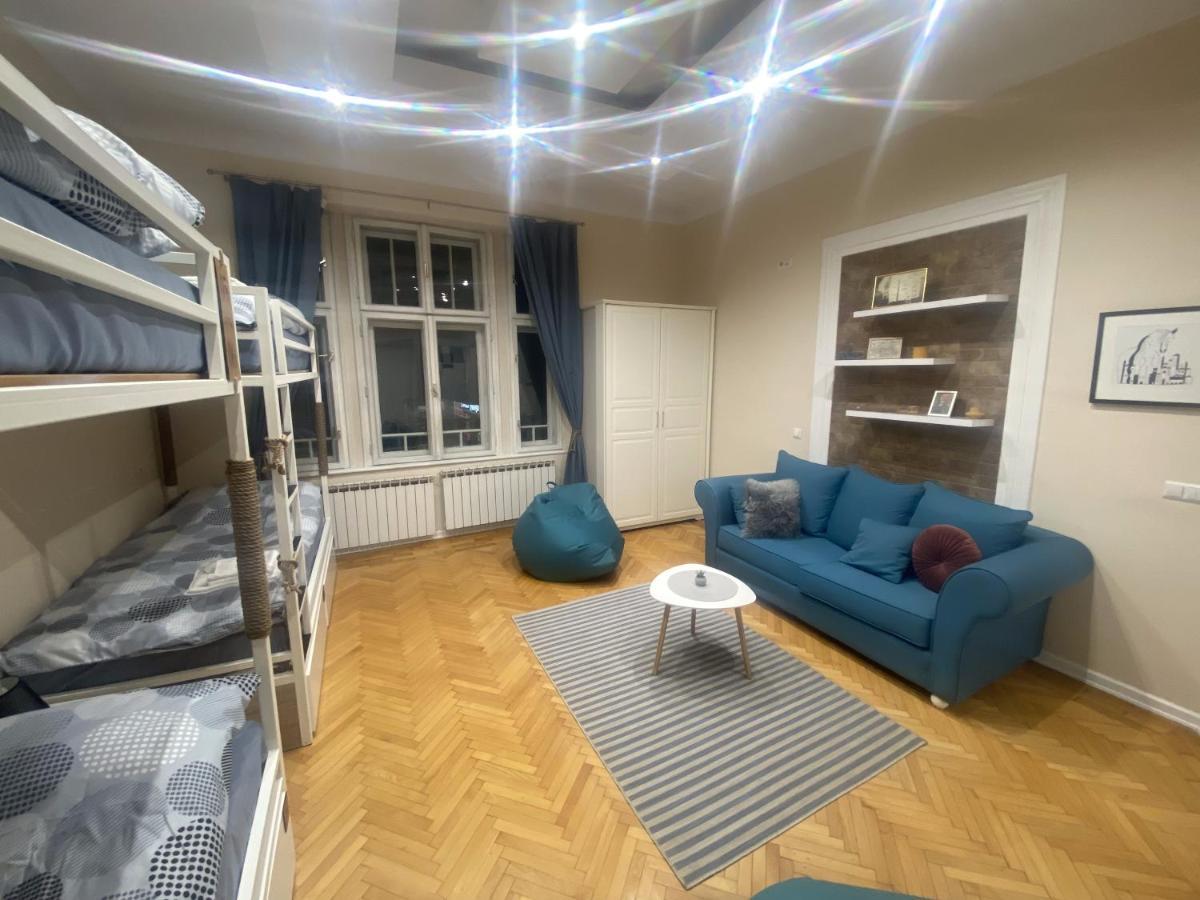 Fg Boutique Hostel Sarajevo Buitenkant foto