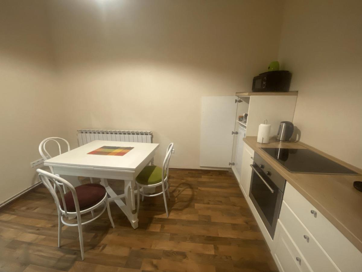 Fg Boutique Hostel Sarajevo Buitenkant foto